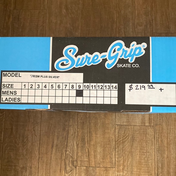 *NEW* Sure-Grip Prism Indoor Roller Skates - Picture 13 of 13